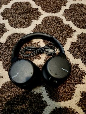 Sony Black Wireless Over-Ear Headphones